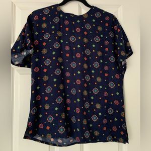 Claus Woman’s Navy Blue Top Size 8